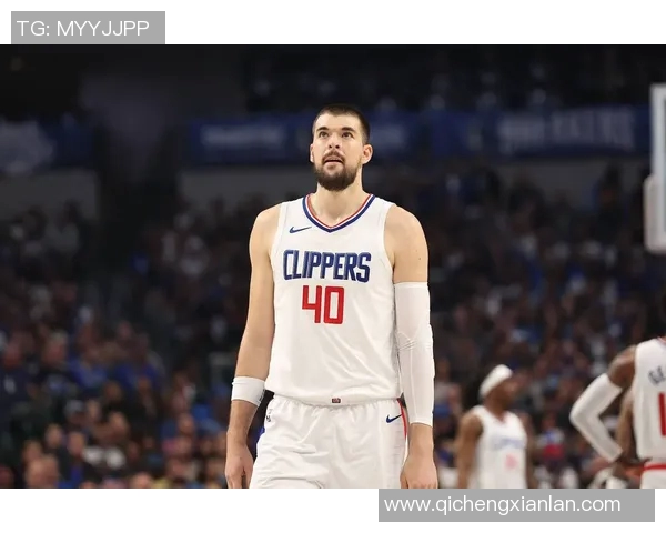 格林首秀29+6三分!卡登缺席快船惨败太阳 布克24+7祖巴茨23+11 格林首秀29+6三分!卡登缺席快船惨败太阳 布克24+7祖巴茨23+11